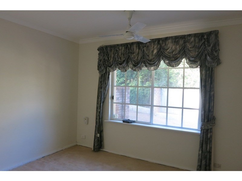 73 Falls Road, Lesmurdie WA 6076