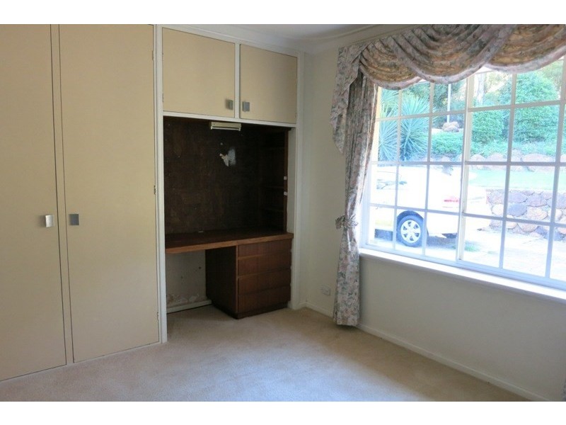 73 Falls Road, Lesmurdie WA 6076