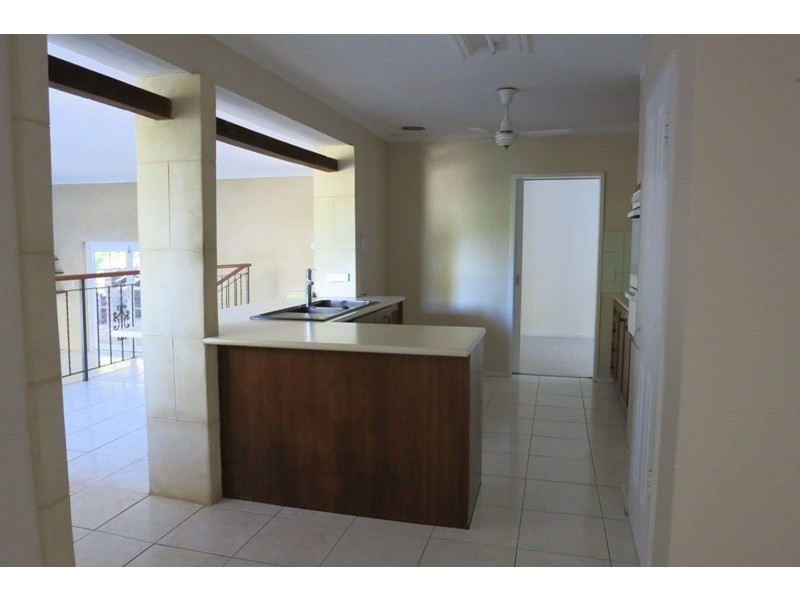 73 Falls Road, Lesmurdie WA 6076