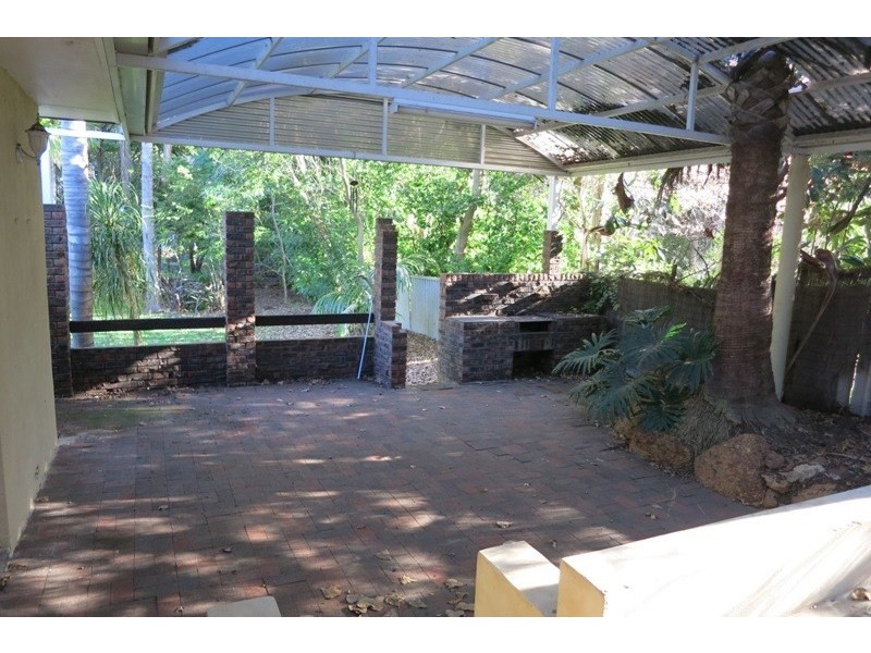 73 Falls Road, Lesmurdie WA 6076