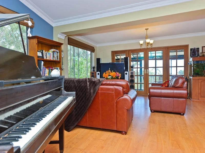 14 Cairnhill Court, Darlington WA 6070