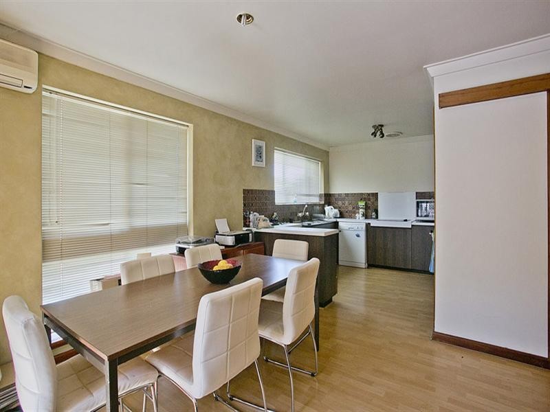 3 Pipers Place, Kalamunda WA 6076