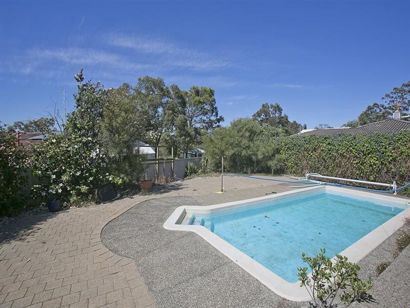 3 Pipers Place, Kalamunda WA 6076