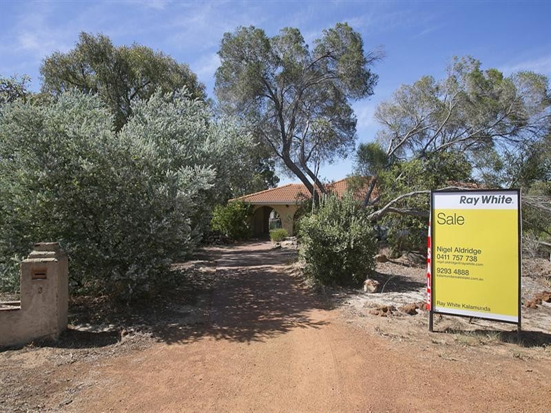 3 Pipers Place, Kalamunda WA 6076