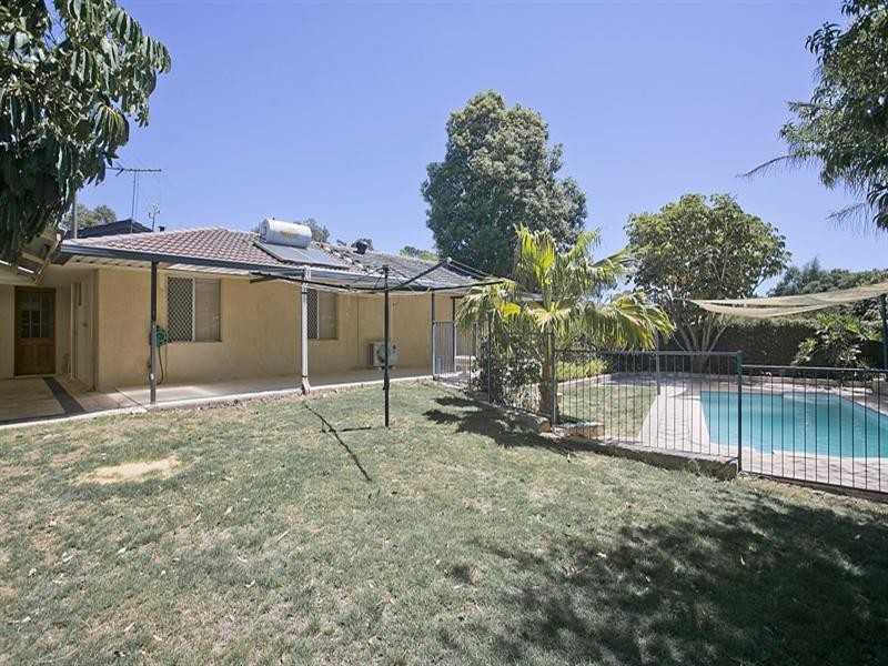 228 Kalamunda Road, Maida Vale WA 6057