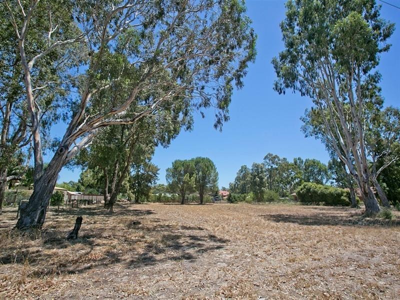 25 Saddleback Circle, Maida Vale WA 6057