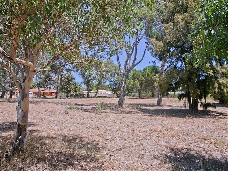 25 Saddleback Circle, Maida Vale WA 6057