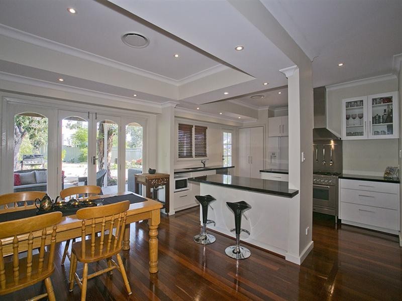 10 Stanhope Road, Kalamunda WA 6076