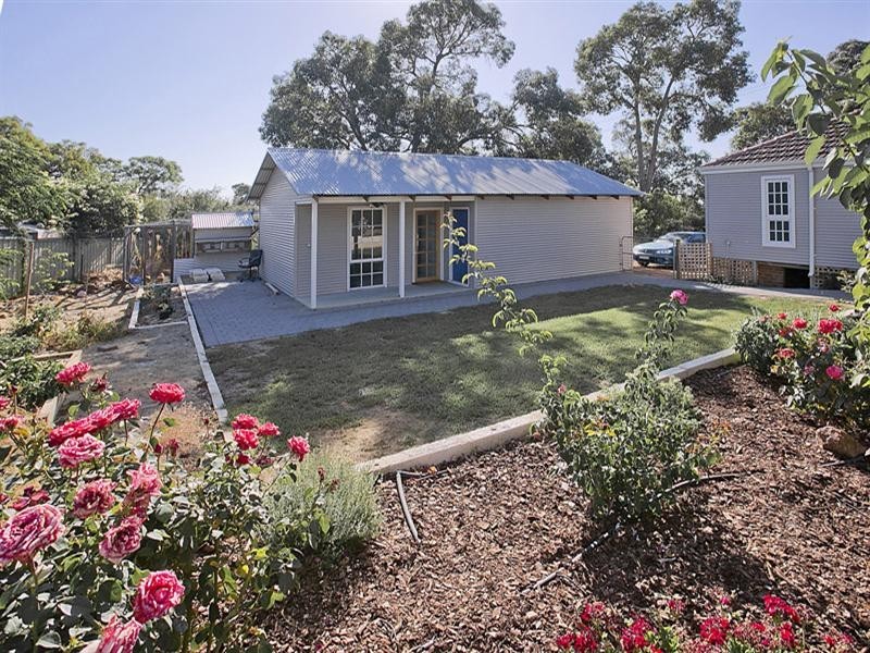 10 Stanhope Road, Kalamunda WA 6076