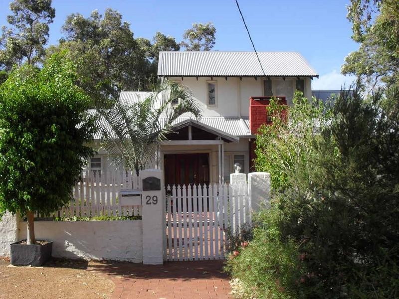 29 Parke Road, Gooseberry Hill WA 6076