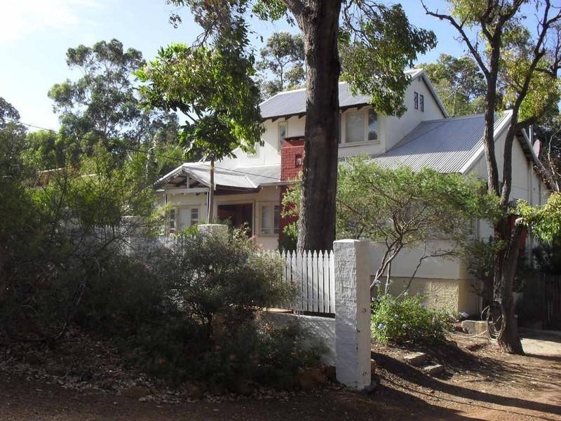 29 Parke Road, Gooseberry Hill WA 6076