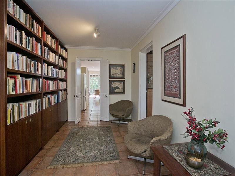 17 Rosemount Terrace, Lesmurdie WA 6076