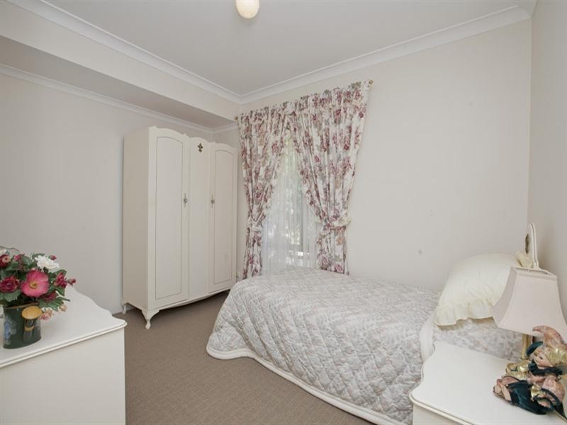 90 Grove Road, Lesmurdie WA 6076