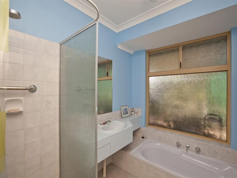 90 Grove Road, Lesmurdie WA 6076