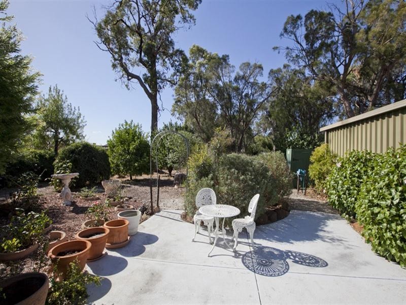 90 Grove Road, Lesmurdie WA 6076