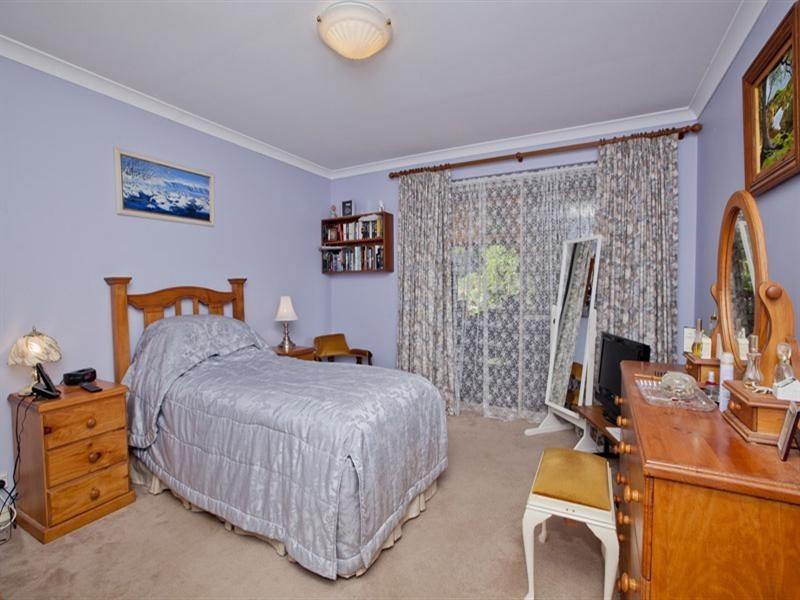 18 Collins Road, Kalamunda WA 6076