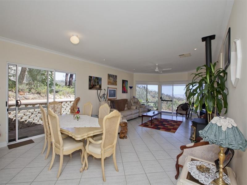 15 City Vista, Gooseberry Hill WA 6076