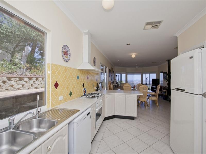 15 City Vista, Gooseberry Hill WA 6076