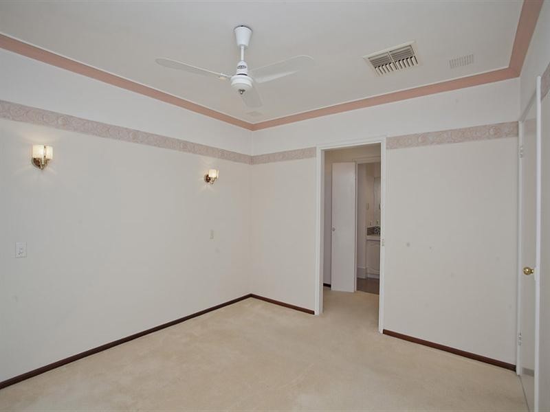 61 Regency Drive, Thornlie WA 6108