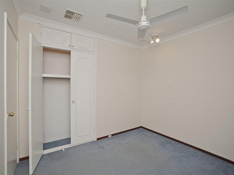 61 Regency Drive, Thornlie WA 6108