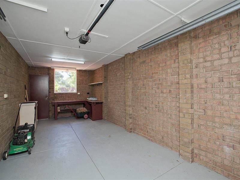 61 Regency Drive, Thornlie WA 6108