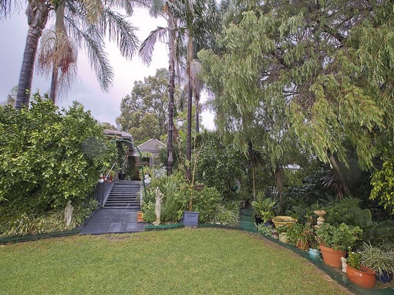 244 Canning Road, Lesmurdie WA 6076