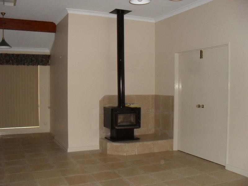 19 Halleendale Road, Walliston WA 6076