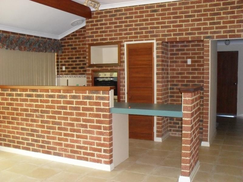 19 Halleendale Road, Walliston WA 6076