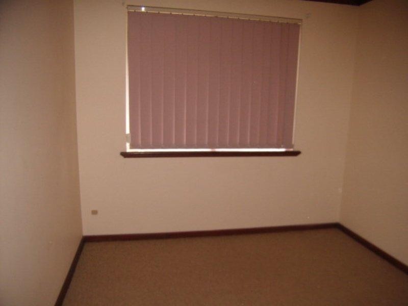 42 Railway Road, Kalamunda WA 6076