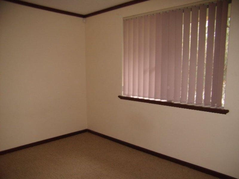 42 Railway Road, Kalamunda WA 6076