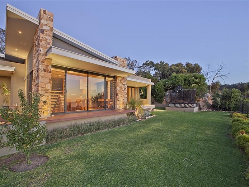 9 City Vista, Gooseberry Hill WA 6076