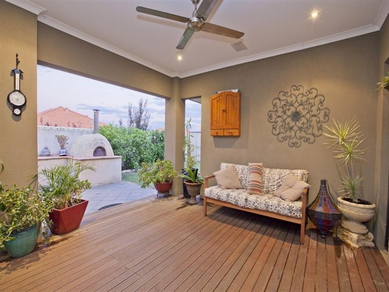 58 Hawkvale Road, High Wycombe WA 6057