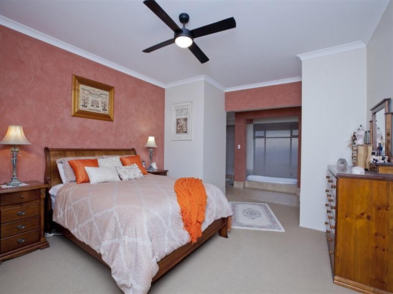 58 Hawkvale Road, High Wycombe WA 6057