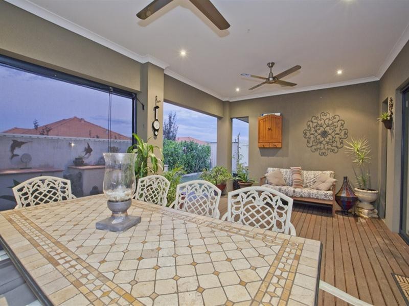 58 Hawkvale Road, High Wycombe WA 6057