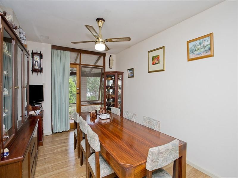 22 Headingly Road, Kalamunda WA 6076