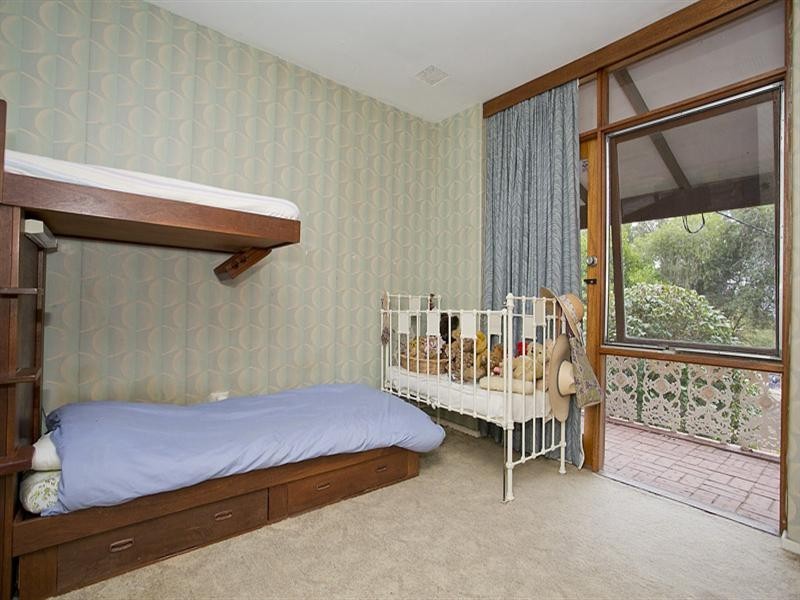 22 Headingly Road, Kalamunda WA 6076