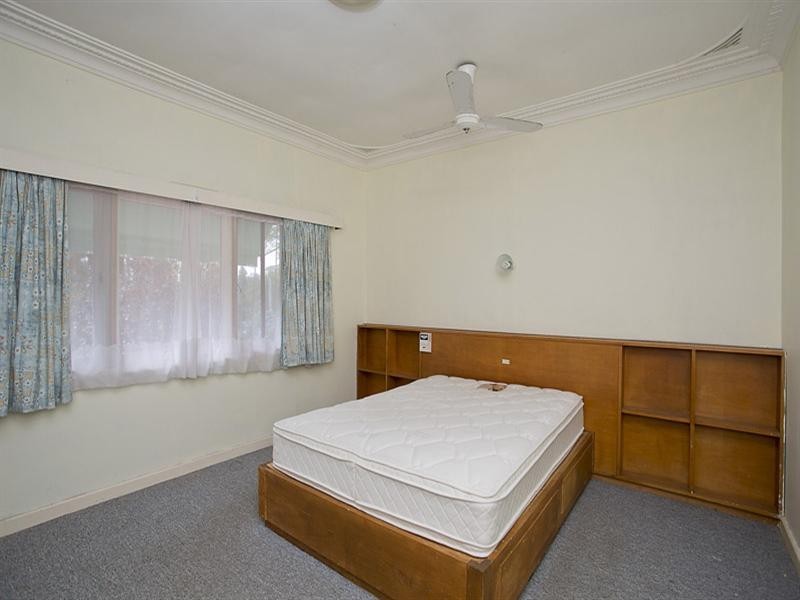 12 Snowball Road, Kalamunda WA 6076