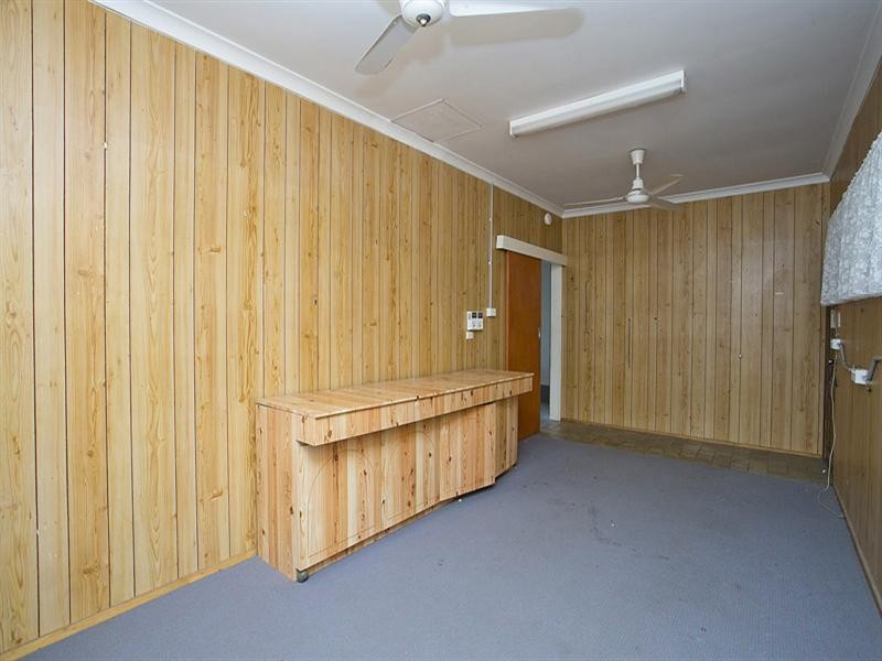 12 Snowball Road, Kalamunda WA 6076