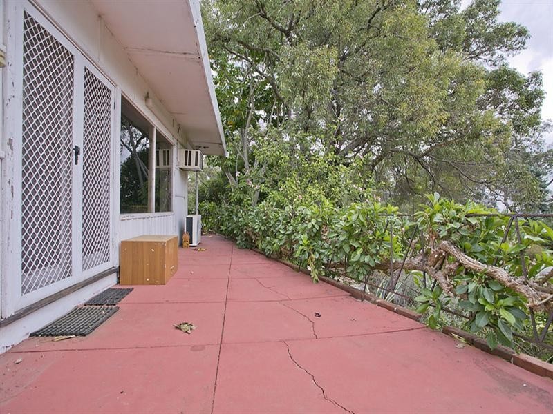 12 Snowball Road, Kalamunda WA 6076