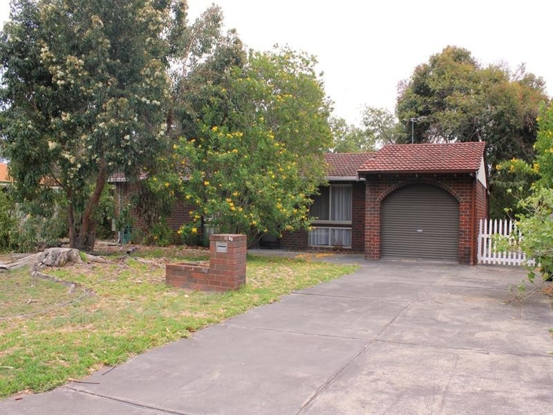 24 Berberis Way, Forrestfield WA 6058