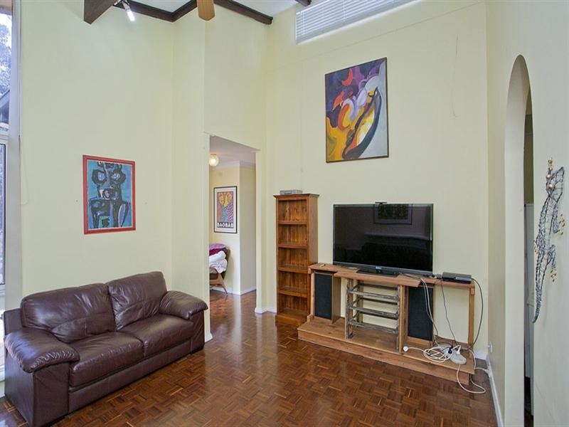 36 Robins Road, Kalamunda WA 6076