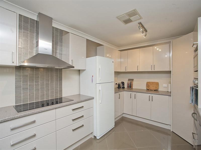 7 Schmitt Road, Kalamunda WA 6076