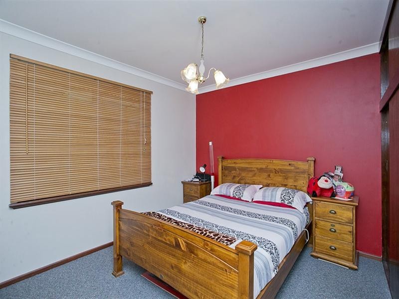 7 Schmitt Road, Kalamunda WA 6076