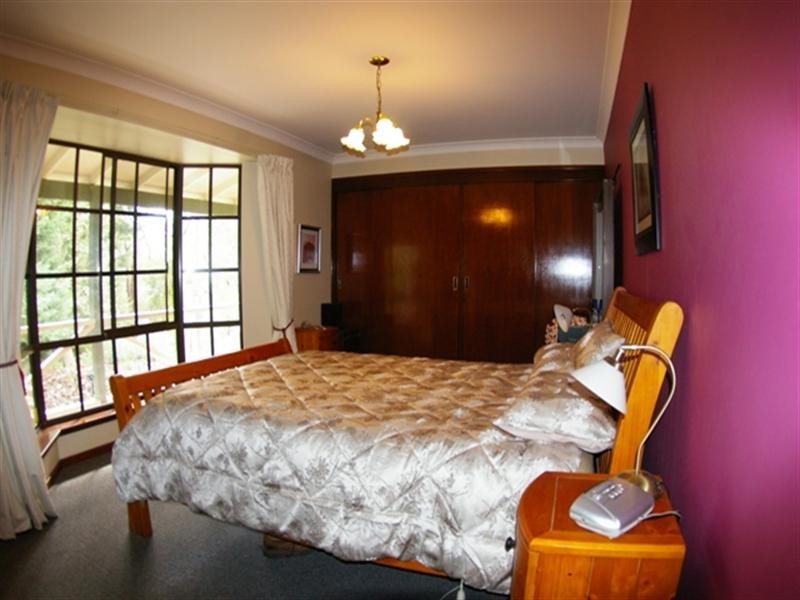 7 Schmitt Road, Kalamunda WA 6076