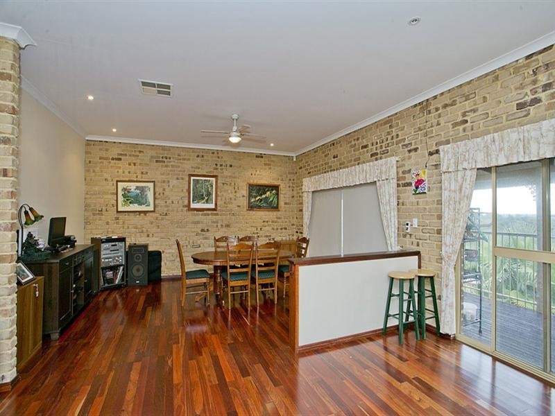 23 Grenville Road, Gooseberry Hill WA 6076