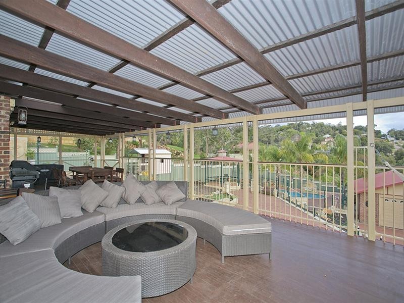 23 Grenville Road, Gooseberry Hill WA 6076