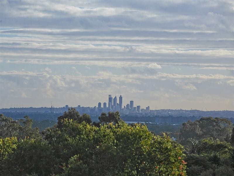 23 Grenville Road, Gooseberry Hill WA 6076