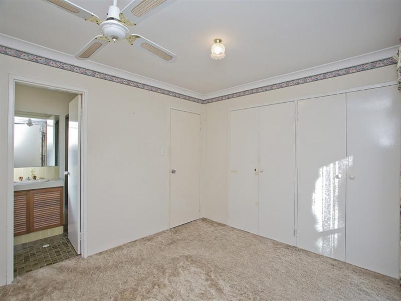 309 Lesmurdie Road, Lesmurdie WA 6076