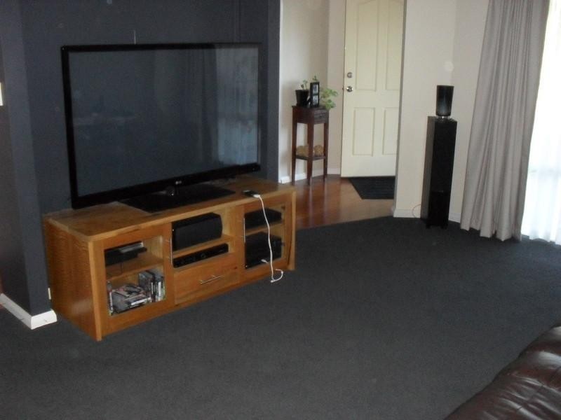 70 Raeburn Road, Roleystone WA 6111