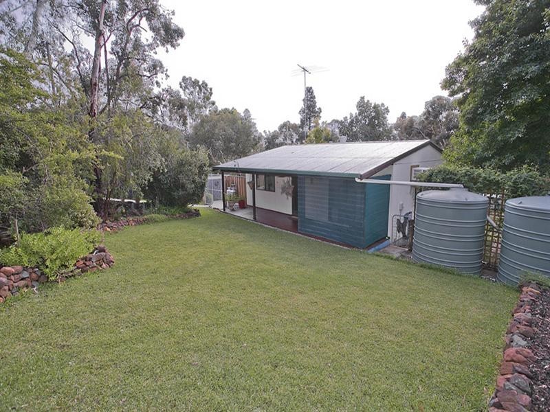 17 Lobelia Drive, Darlington WA 6070